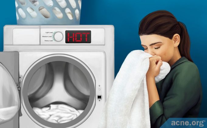 how-often-should-an-acne-prone-person-wash-their-towel?